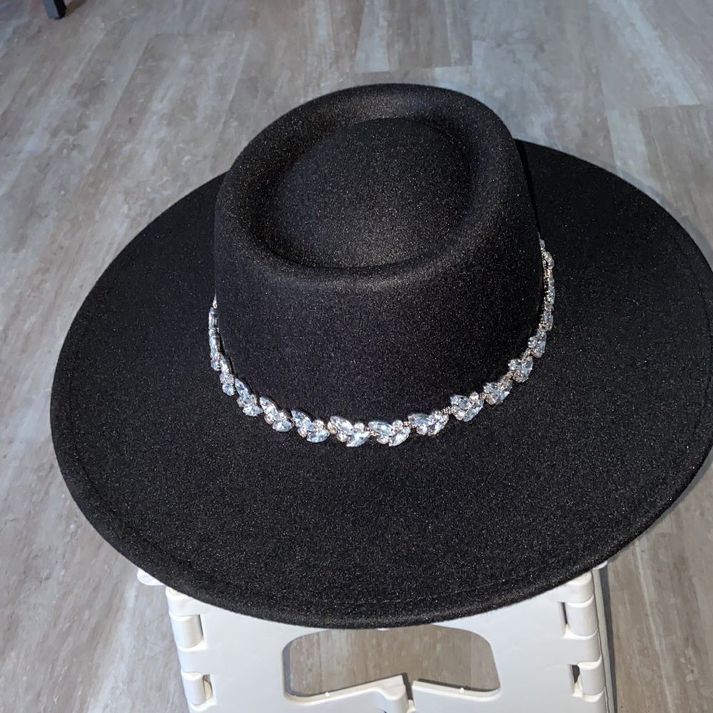 Rhinestone fedora hat - Picture 4 of 4